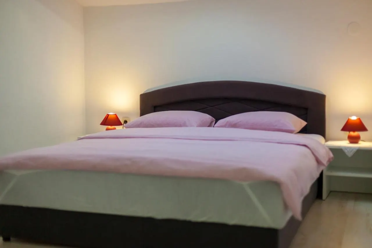 Apartments Katarina B Sveti Vid-Miholjice Croatia
