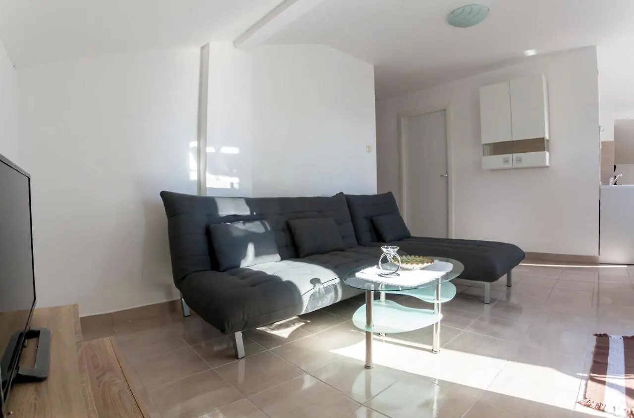 Apartments Katarina B Sveti Vid-Miholjice Croatia